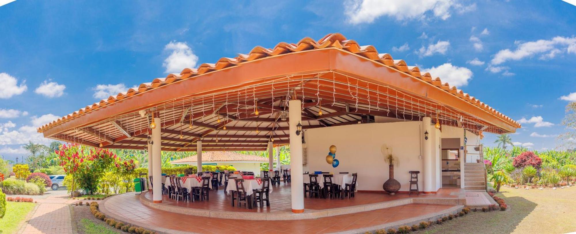 Hotel Arrayanes Del Quindio Montenegro Eksteriør bilde